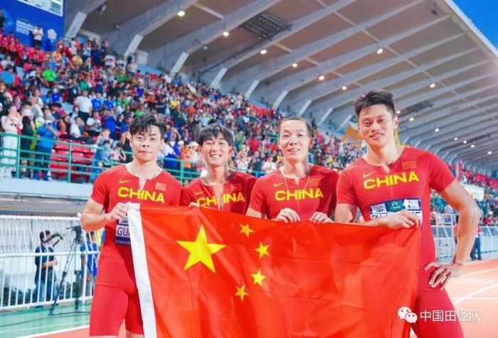 中国田径队亚锦赛首日夺金链球项目包揽金牌