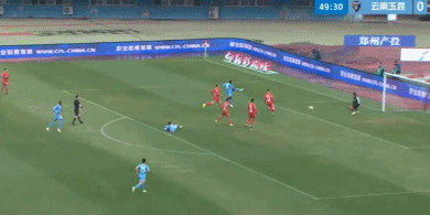 中超第2轮河南队遭争议判罚打击 3分钟内两度误