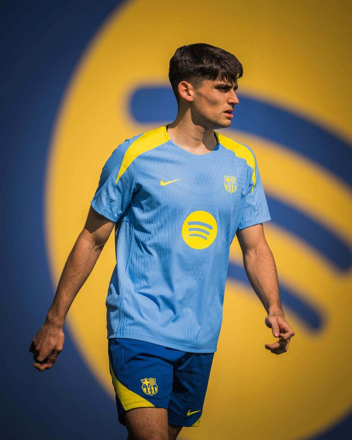 巴萨战术调整迎战塞维利亚 西甲关键对决引爆球