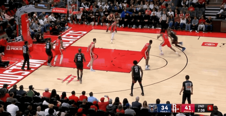 杜兰特准绝杀助火箭险胜鹈鹕 穆雷空砍35分难救