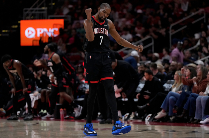 杜兰特准绝杀助火箭险胜鹈鹕 穆雷空砍35分难救