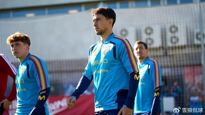 苏比门迪因右膝不适退出西班牙国家队，备战埃