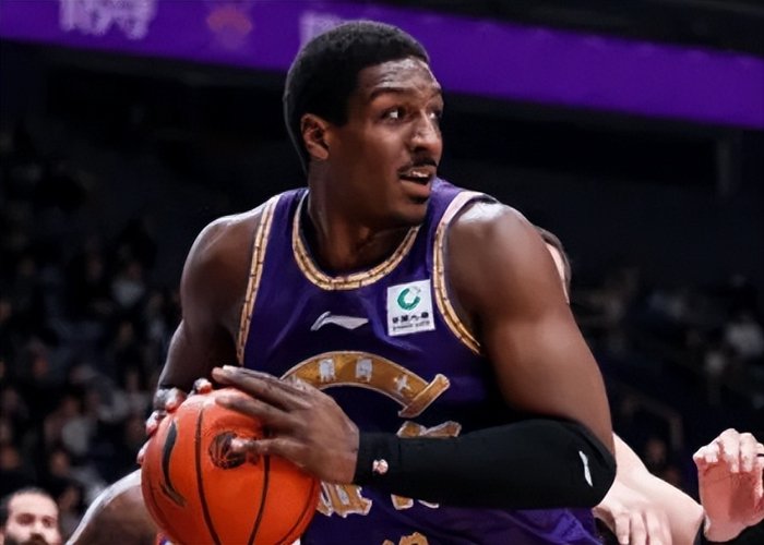 北控末节崩盘遭江苏逆转 张庆鹏战术短板暴露